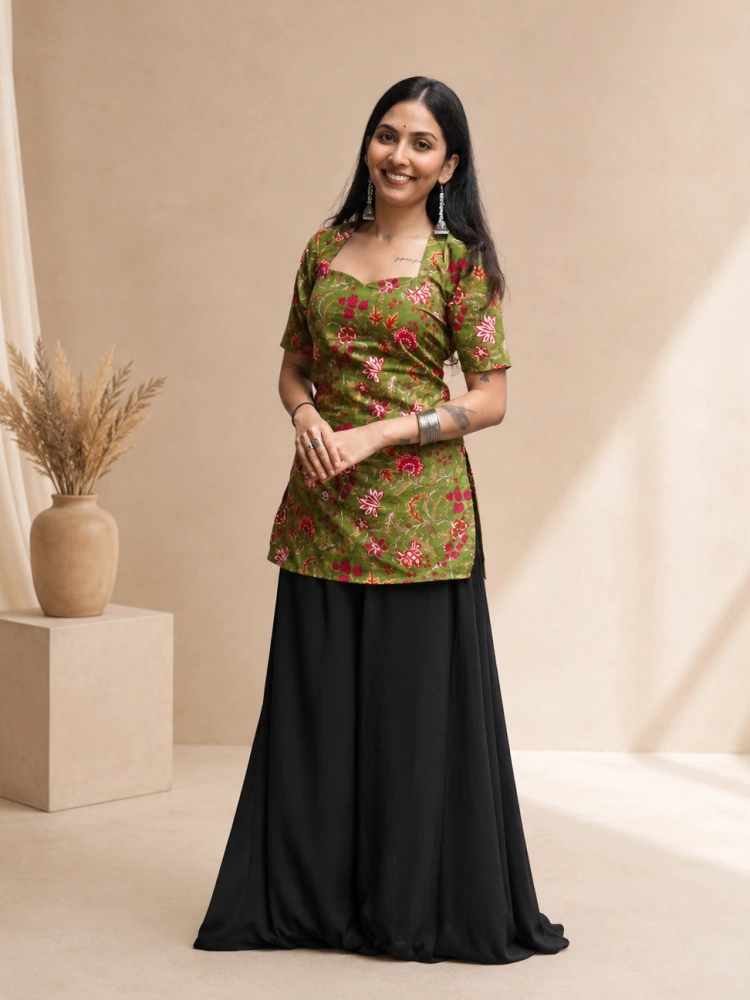 Prachi Kurti