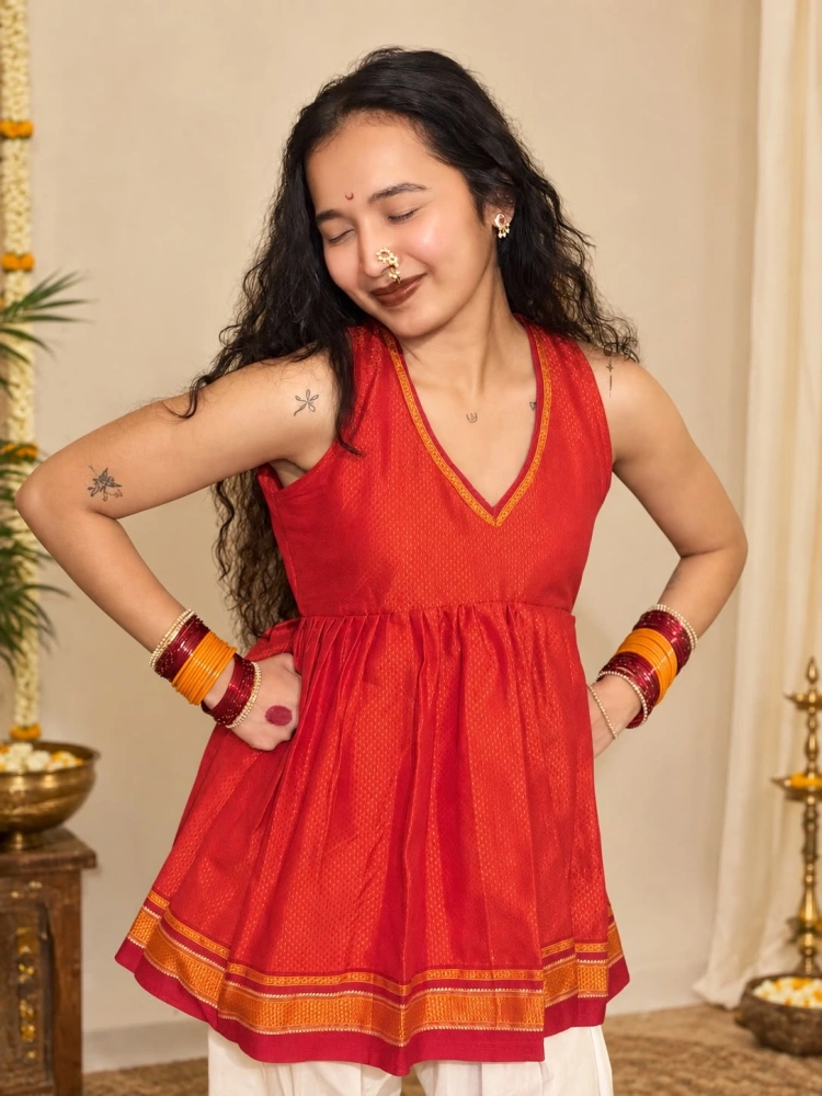 Gayatri Khun KUrti